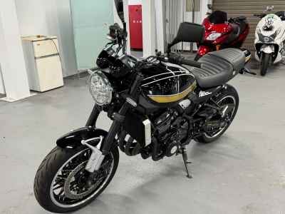 Kawasaki Z900RS 2022