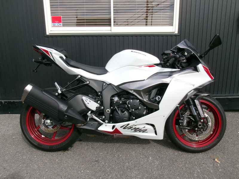 Kawasaki Ninja ZX-6R 2025
