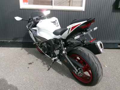 Kawasaki Ninja ZX-6R 2025
