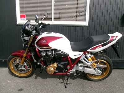 Honda CB1300SF 2023
