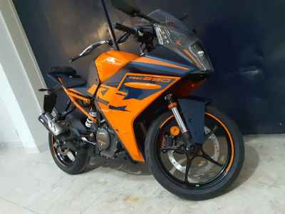 KTM RC 390 2022