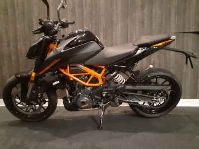 KTM 390 Duke 2023