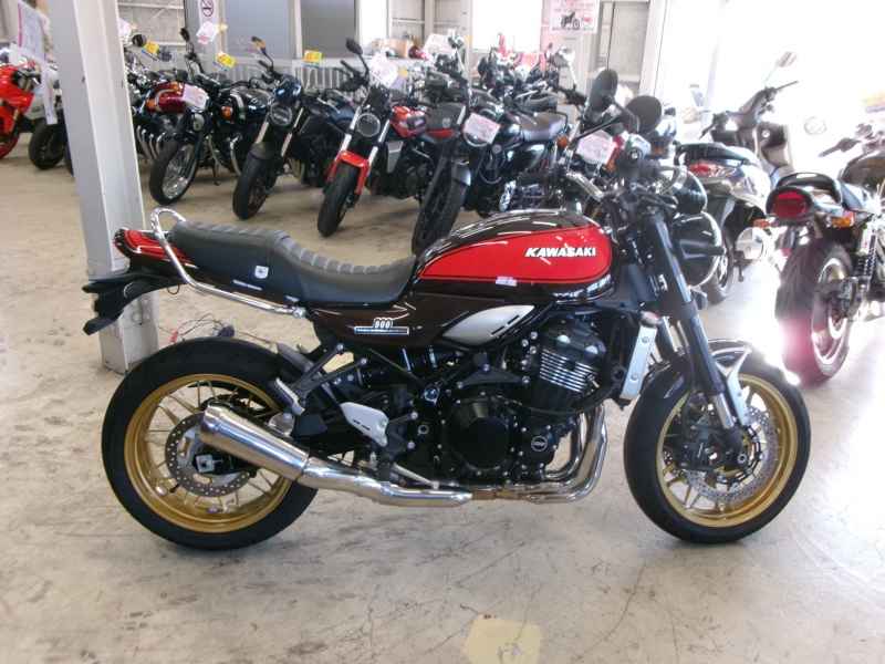 Kawasaki Z900RS 2022