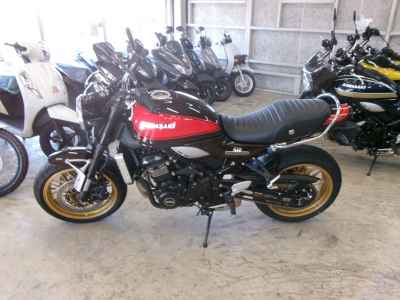 Kawasaki Z900RS 2022