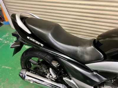 Suzuki GSR250