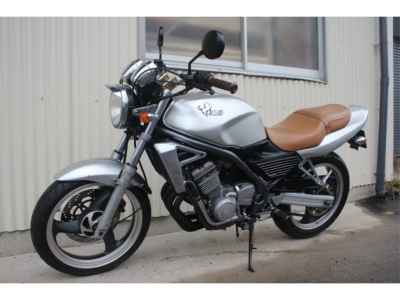 Kawasaki Balius ZR250