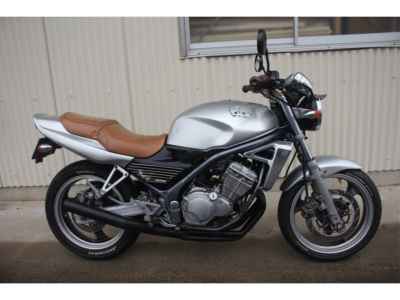 Kawasaki Balius ZR250