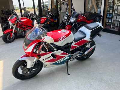 Yamaha TZR250R