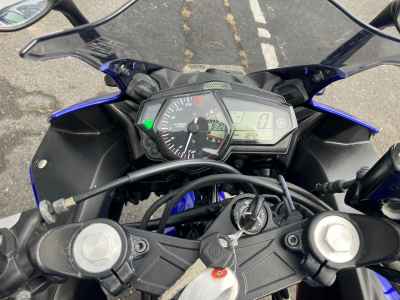 Yamaha YZF-R25