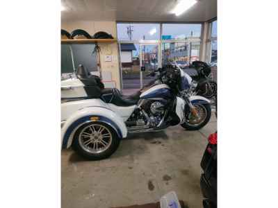 Harley-Davidson Electra Glide FLHTCU1690 Trike 2015