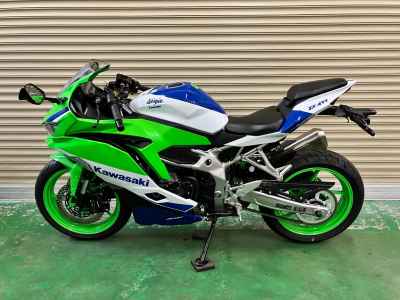 Kawasaki Ninja ZX-4RR 2024