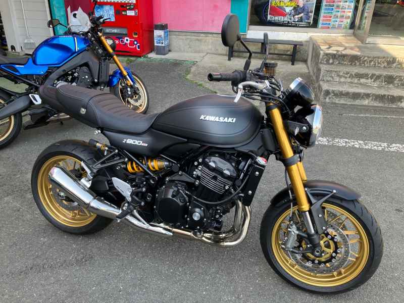 Kawasaki Z900RS SE 2025
