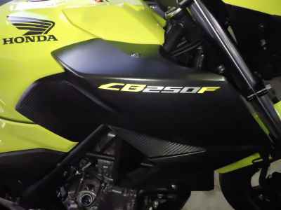 Honda CB250F 2016