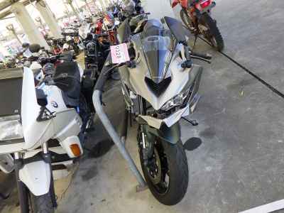 Kawasaki Ninja ZX-4R SE 2025