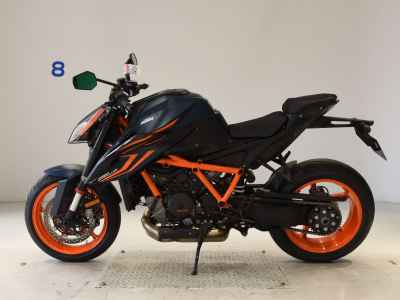 KTM 1290 Super Duke R 2022