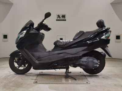 Suzuki Skywave 250S