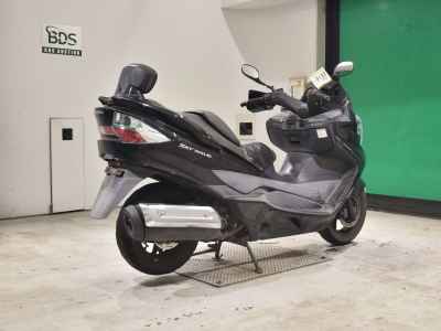 Suzuki Skywave 250S
