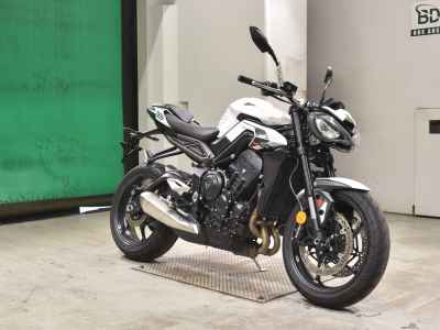 Triumph Street Triple RS 2023