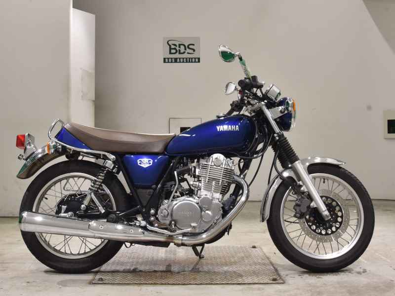 Yamaha SR400 2021