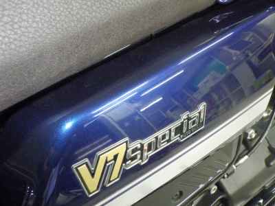 Moto Guzzi V7 Special 2021