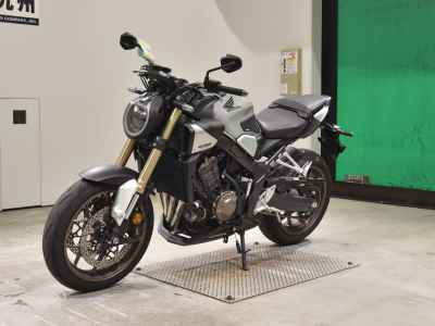 Honda CB650R E-Clutch 2024