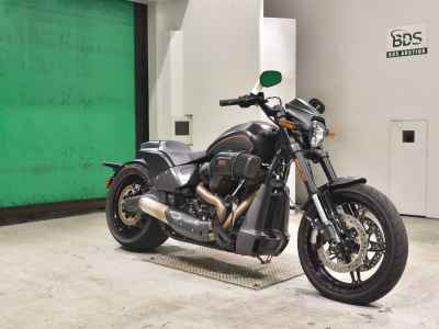 Harley-Davidson Softail FXDRS1870 2020