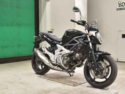 Suzuki Gladius SFV400 2010