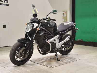 Suzuki Gladius SFV400 2010