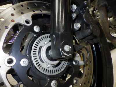 Suzuki Gladius SFV400 2010