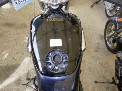 Yamaha FZX750