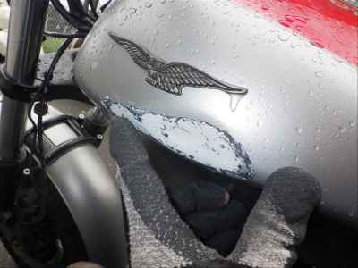 Moto Guzzi V9 Bobber 2017