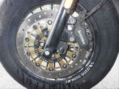 Moto Guzzi V9 Bobber 2017