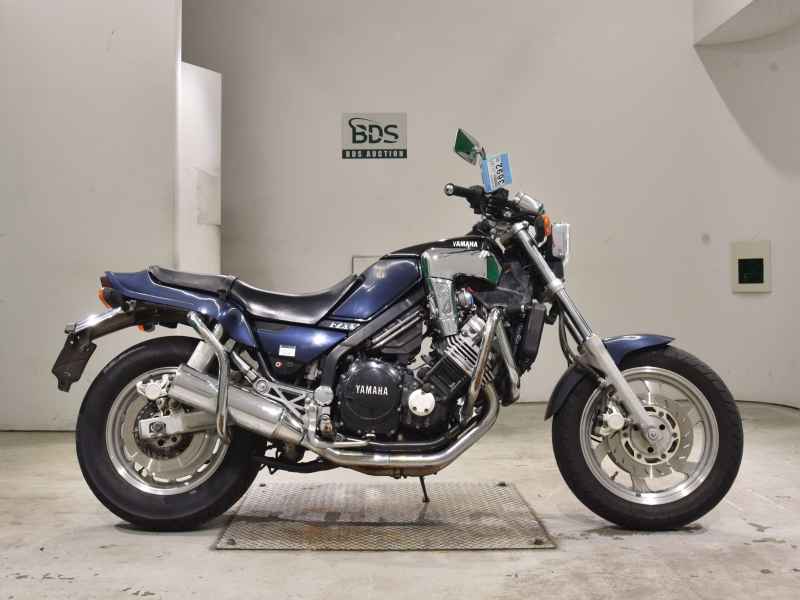 Yamaha FZX750