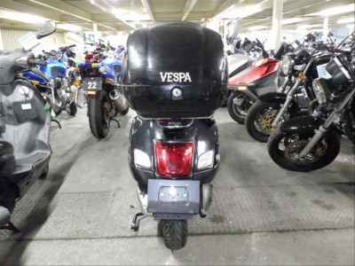 Vespa GTS 300 Super 2023