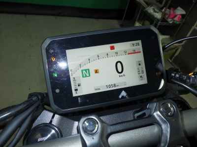 Honda CB650R E-Clutch 2024