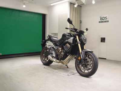 Honda CB650R E-Clutch 2024