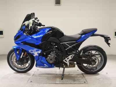 Suzuki GSX-8R 2024