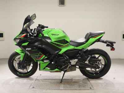 Kawasaki Ninja 650 2024