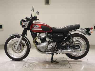 Kawasaki W800 2022