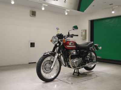 Kawasaki W800 2022