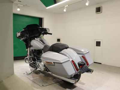 Harley-Davidson Street Glide FLHX1920 2025