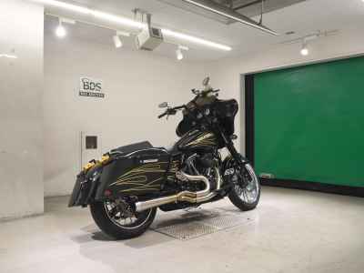 Harley-Davidson Street Glide FLHX1690 2012