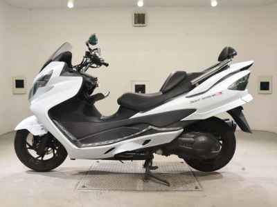 Suzuki Skywave 250S