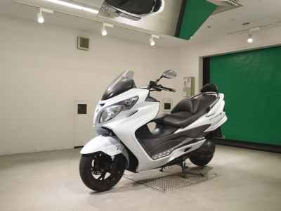 Suzuki Skywave 250S
