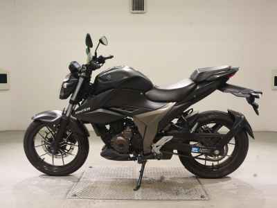 Suzuki Gixxer 250SF