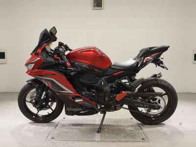 Kawasaki Ninja ZX-25R SE 2023