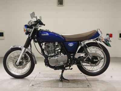 Yamaha SR400 2021