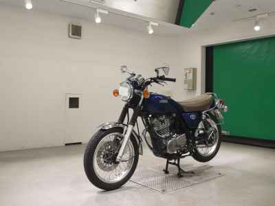 Yamaha SR400 2021