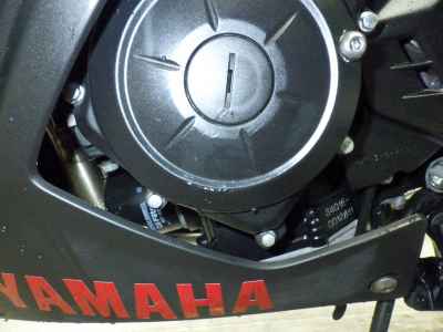 Yamaha YZF-R25 2015