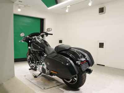 Harley-Davidson Sport Glide FLSB1750 2025